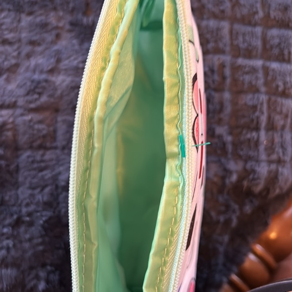 Kate Spade Makeup Bag - Picture 3 of 3